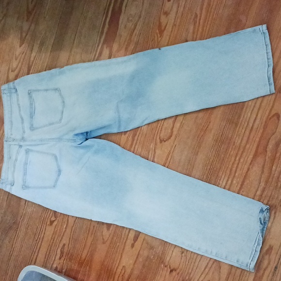 Women's Sonoma Light Blue Straight Leg High Rise Jeans Size 12 - Picture 4 of 6